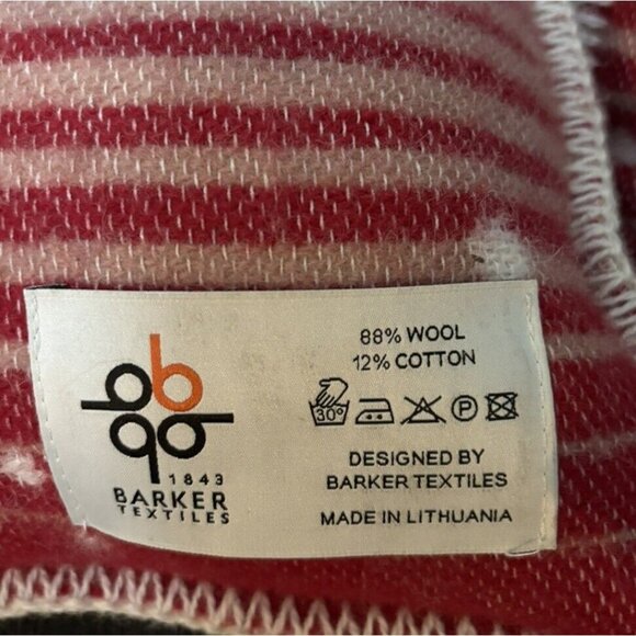 2 Barker Textiles Throw Pillows Wool Blend Down Fill Deer Snow 18x18 Christmas - Picture 2 of 5